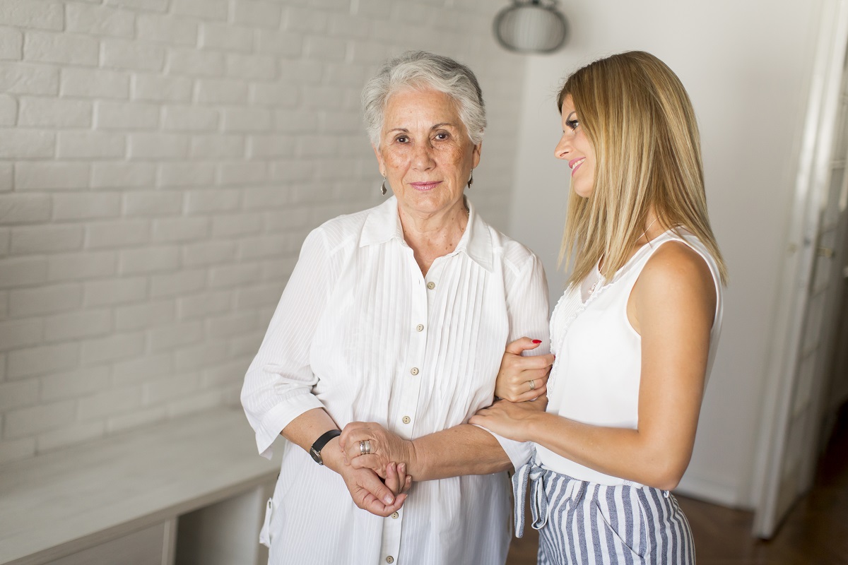 Kubki termiczne z grawerem - najlepszy prezent na dzień babci i dziadka