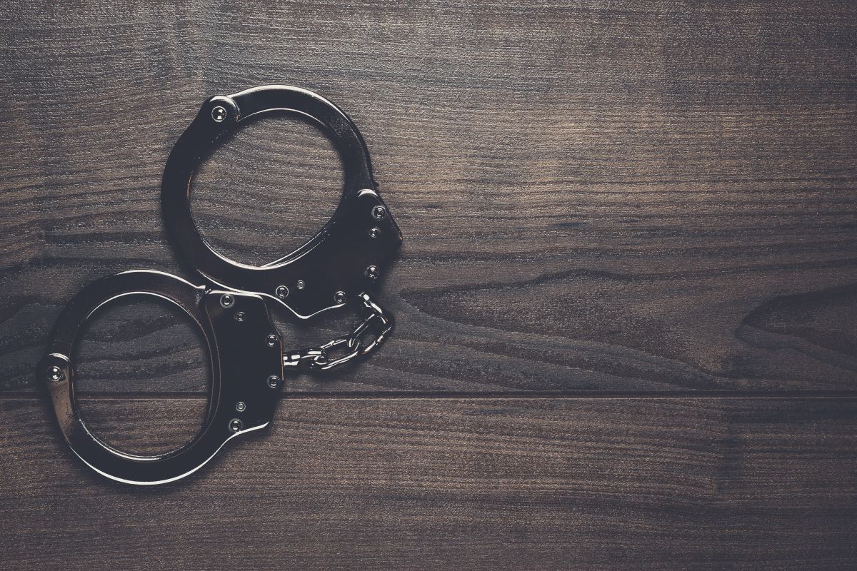 Jakie są warunki dozoru elektronicznego?