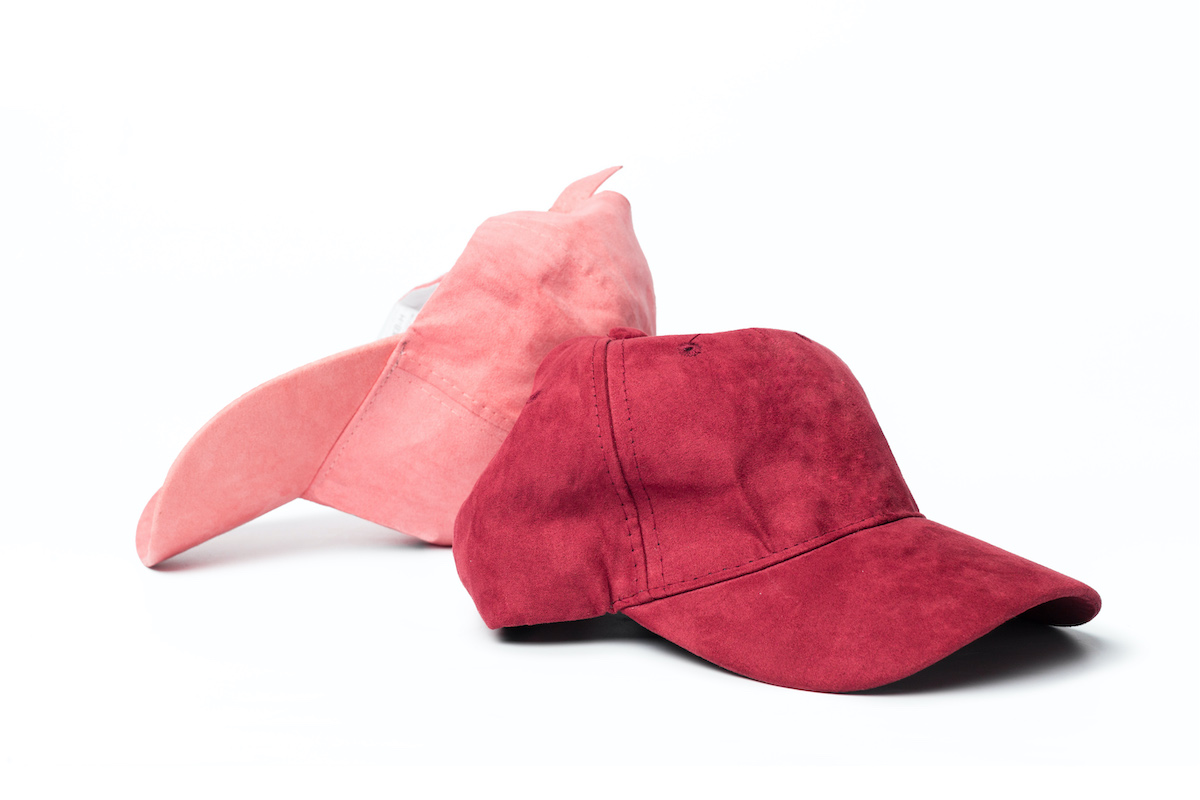 Czapka z daszkiem z nadrukiem