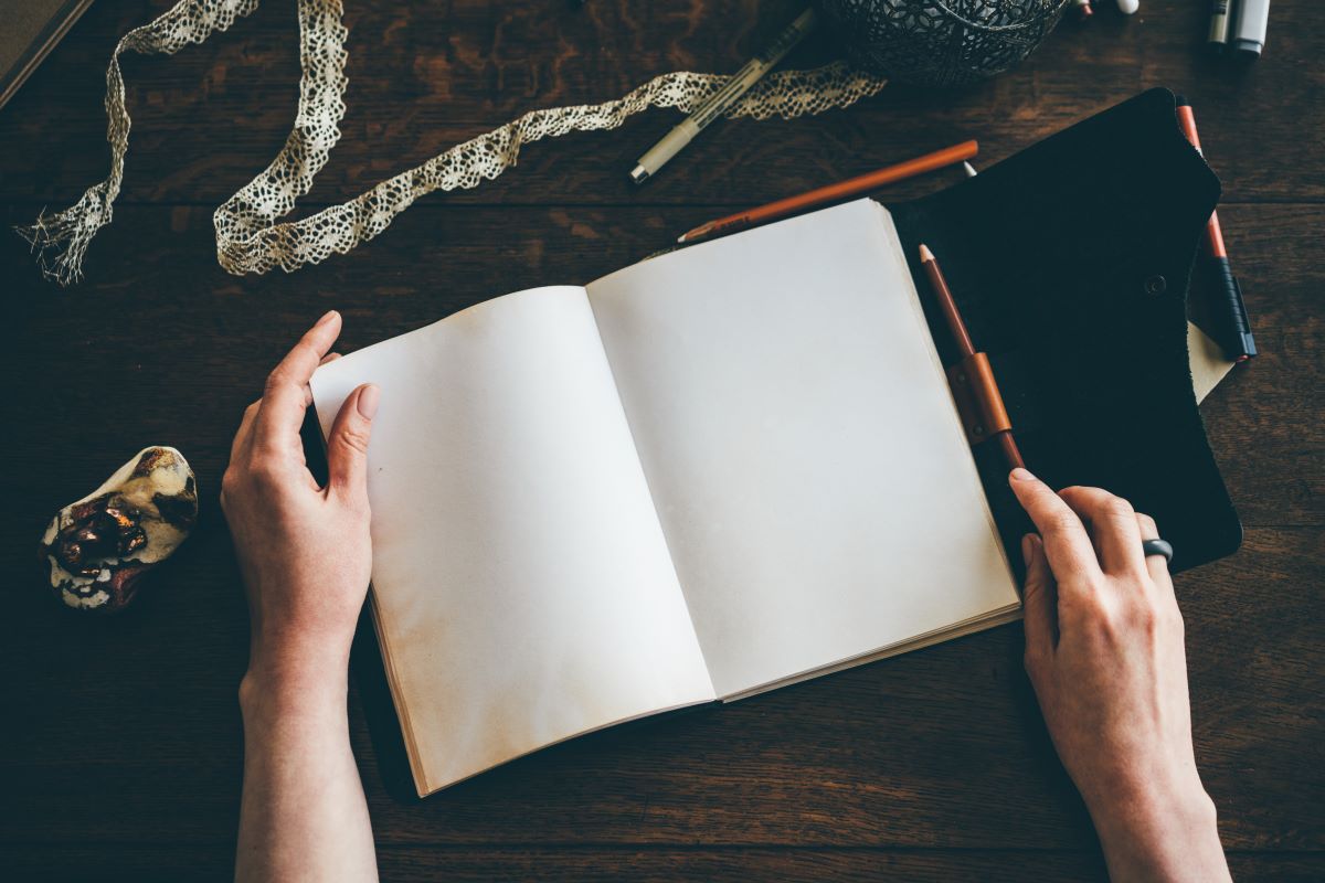 Notatnik z grawerem - pomysł na ekskluzywny prezent dla każdego