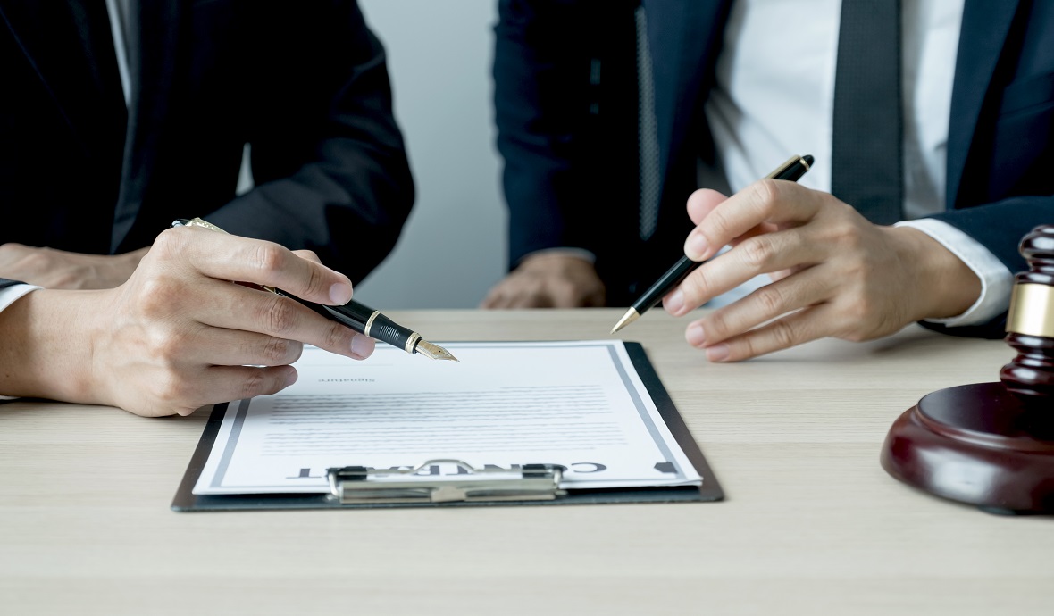 Jakie prawa i obowiązki ma wobec Ciebie Twój pracodawca? Poznaj prawo pracy.